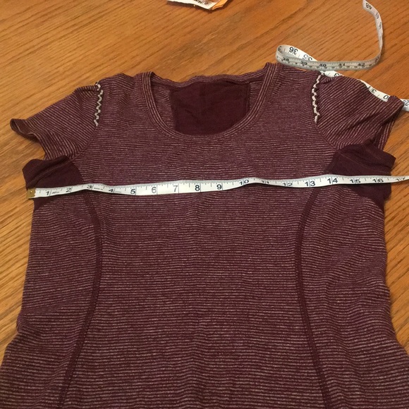 Lululemon star runner short sleeves striped shirt - Picture 6 of 6